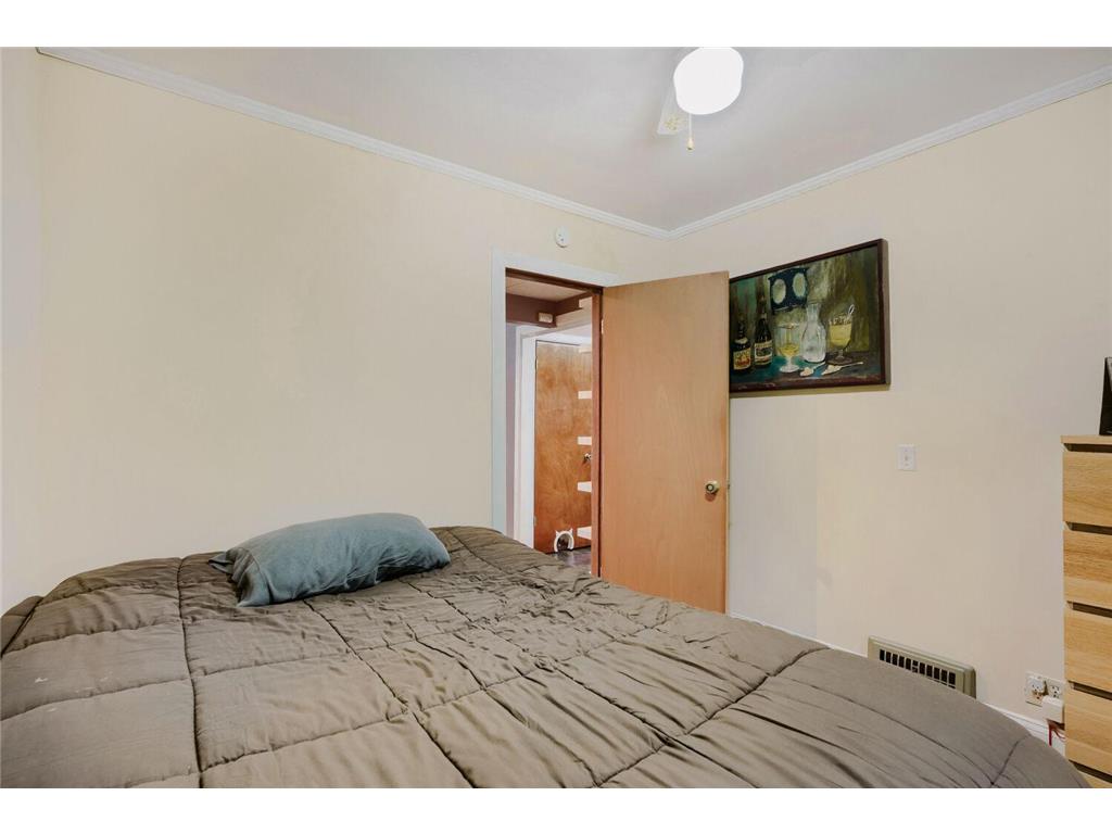 1476 Concordia Avenue Saint Paul MN 55104 7093388 image17