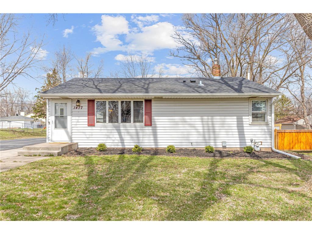 1477 Grandview Avenue E Maplewood MN 55109 6507450 image1