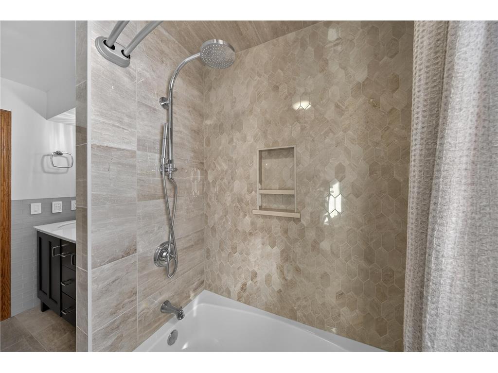1477 Laurel Court SE Rochester MN 55904 7012392 image31