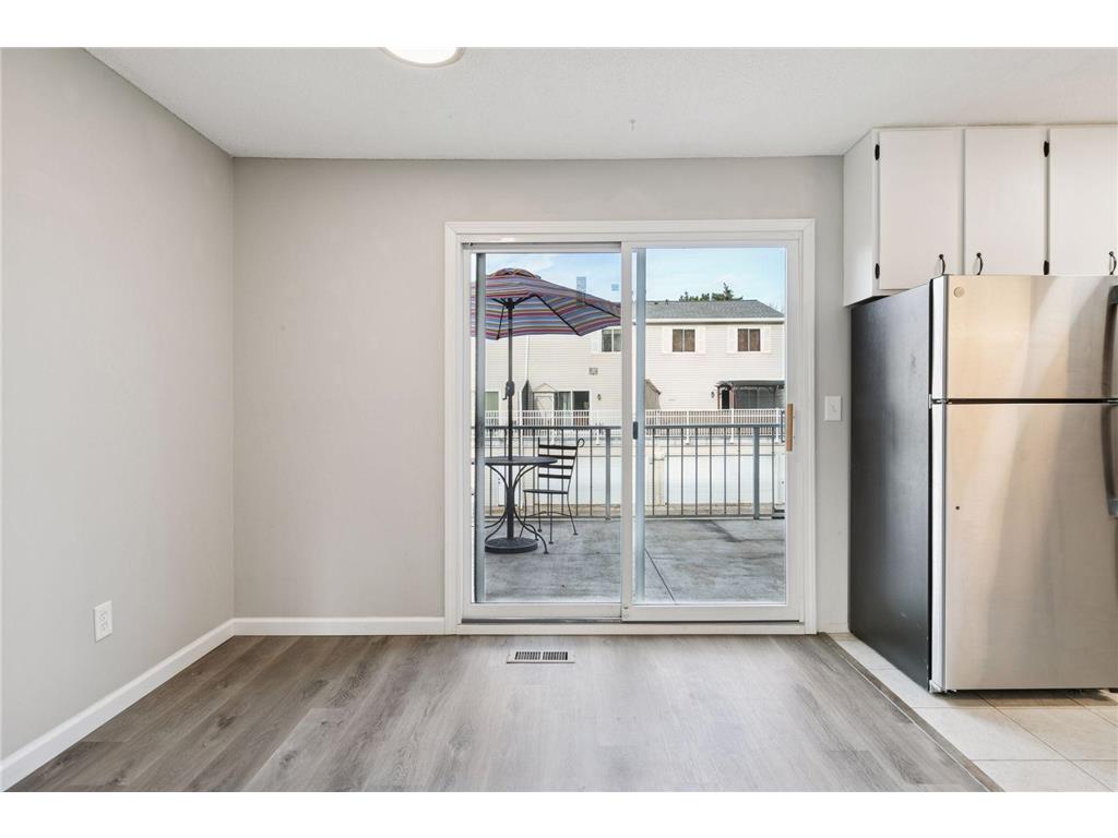 1479 Goodwin Avenue N Oakdale MN 55128 7007427 image14