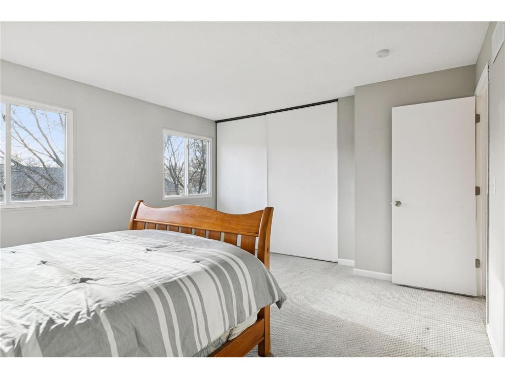 1479 Goodwin Avenue N Oakdale MN 55128 7007427 image17