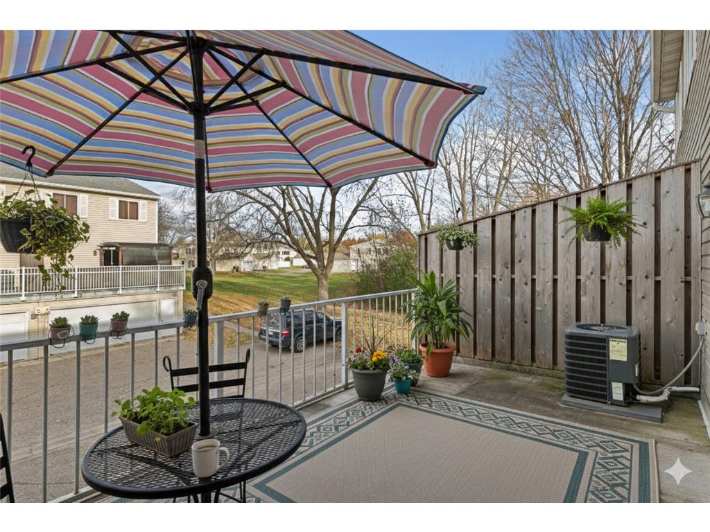 1479 Goodwin Avenue N Oakdale MN 55128 7007427 image33