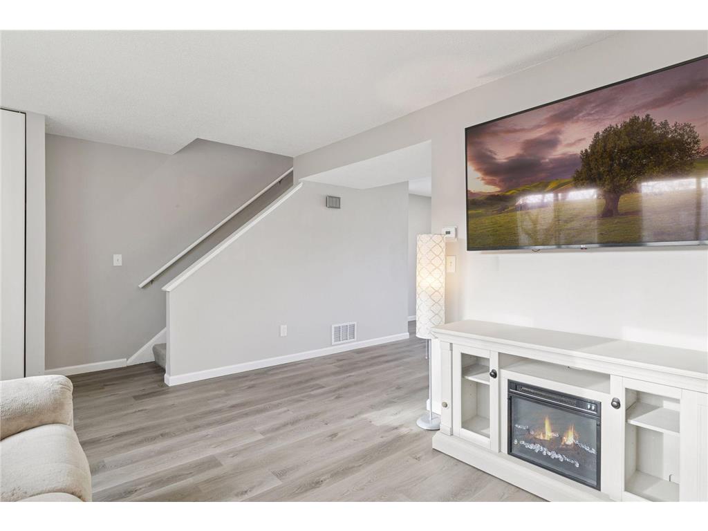 1479 Goodwin Avenue N Oakdale MN 55128 7007427 image7