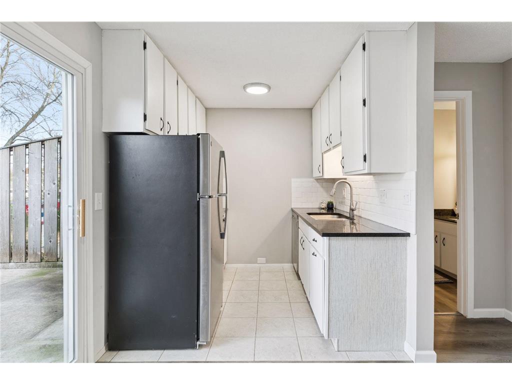 1479 Goodwin Avenue N Oakdale MN 55128 7007427 image9