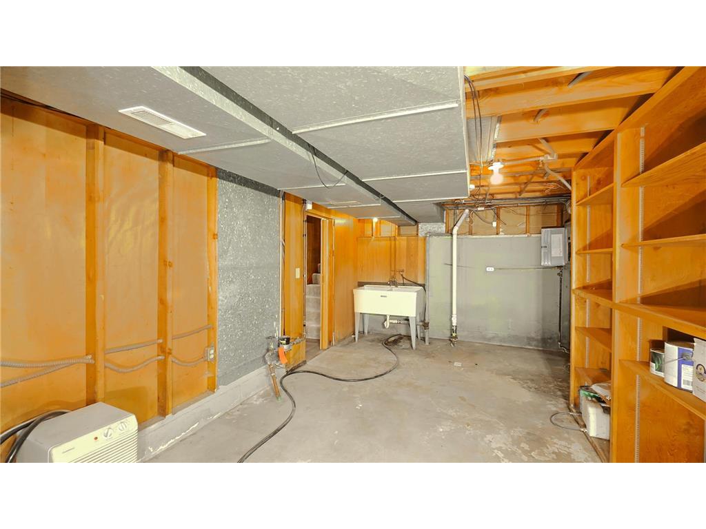 1479 Winthrop Street N Saint Paul MN 55119 7044889 image27