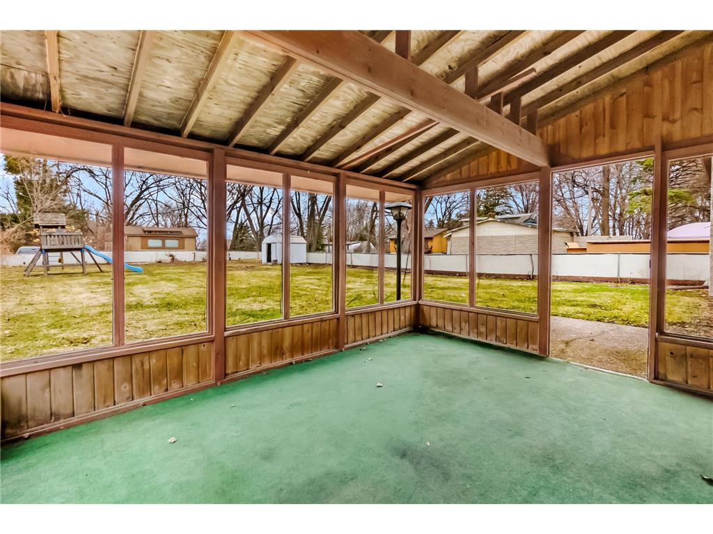 1479 Winthrop Street N Saint Paul MN 55119 7044889 image30