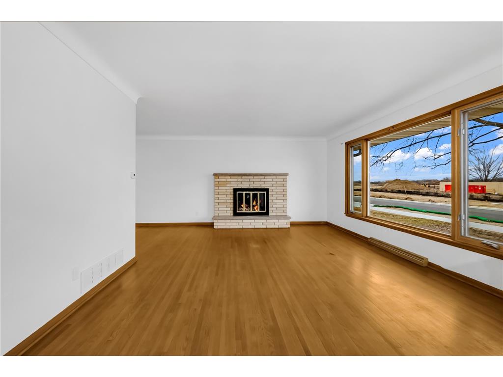 1479 Winthrop Street N Saint Paul MN 55119 7044889 image4