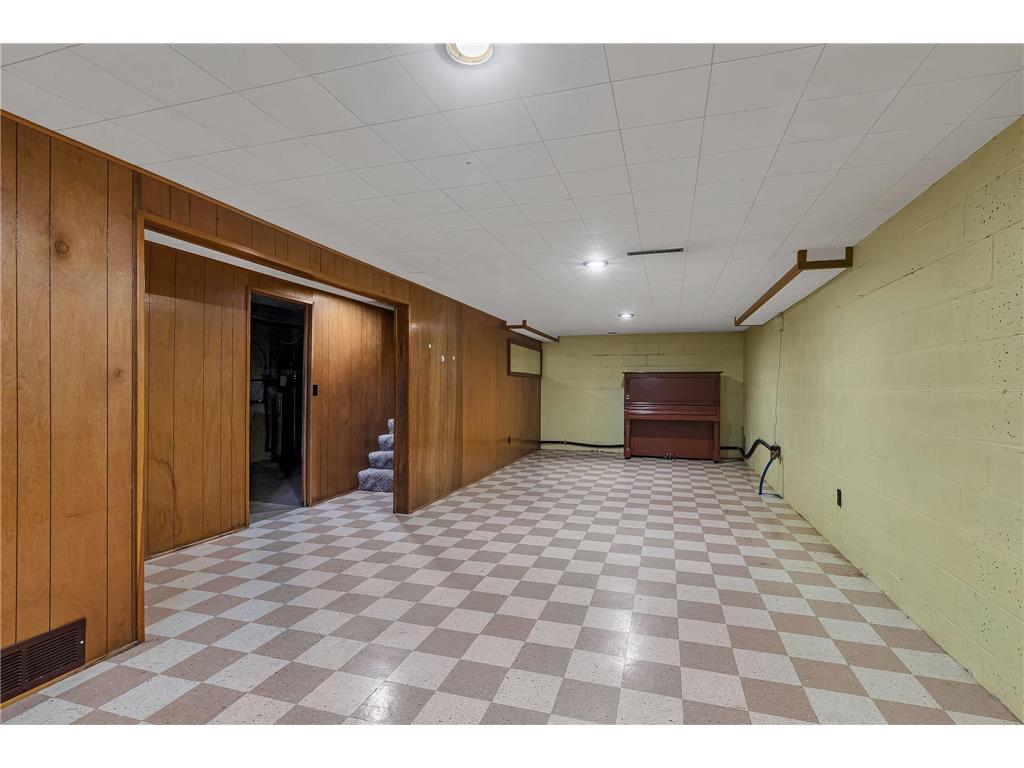 148 Main Street W Richmond MN 56368 6731185 image14