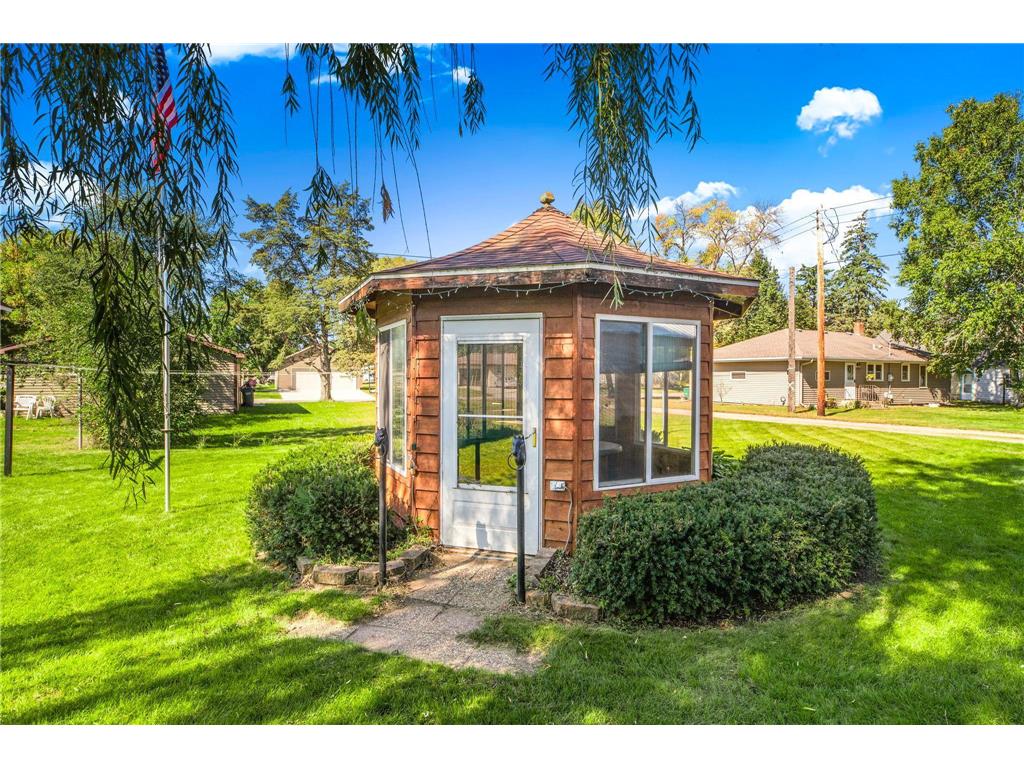 148 Main Street W Richmond MN 56368 6731185 image18