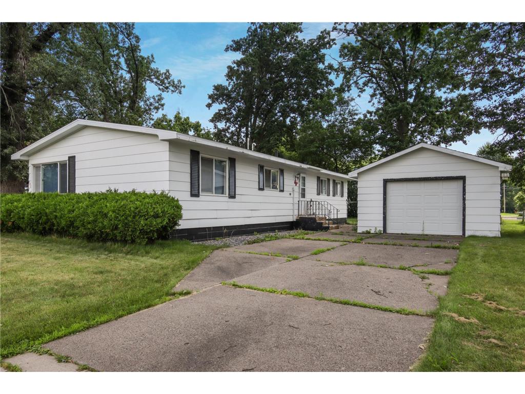 148 S 7th Street Barron WI 54812 6570228 image1
