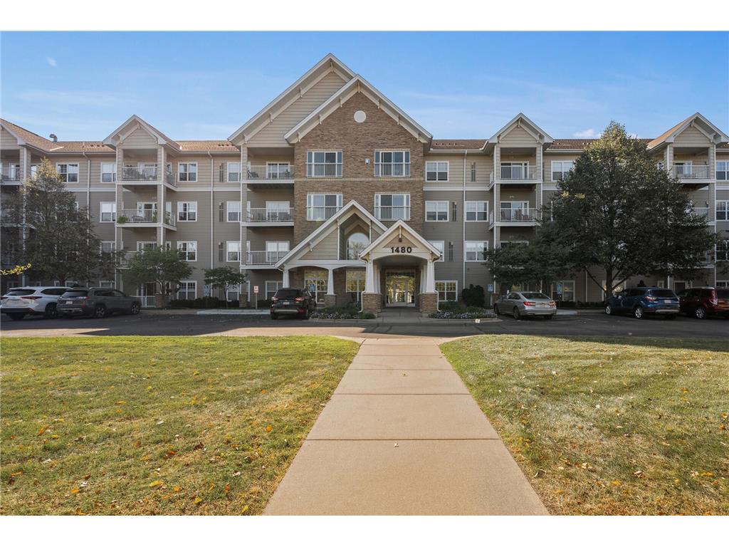 1480 Applewood Court W #327 Roseville MN 55113 6609127 image1