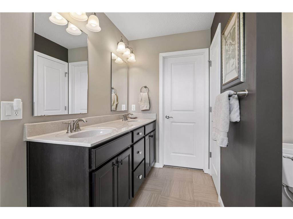 1480 Old Highway 8 NW New Brighton MN 55112 7031707 image30