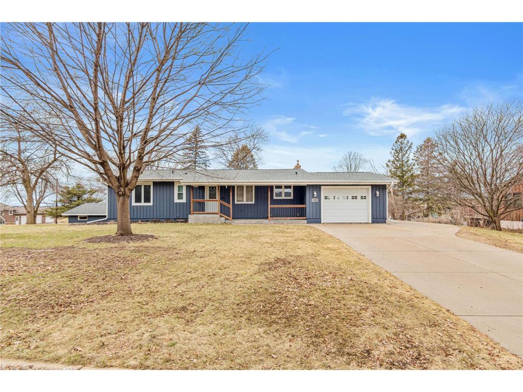 1480 Pleasant Avenue Baldwin WI 54002 6692212 image1