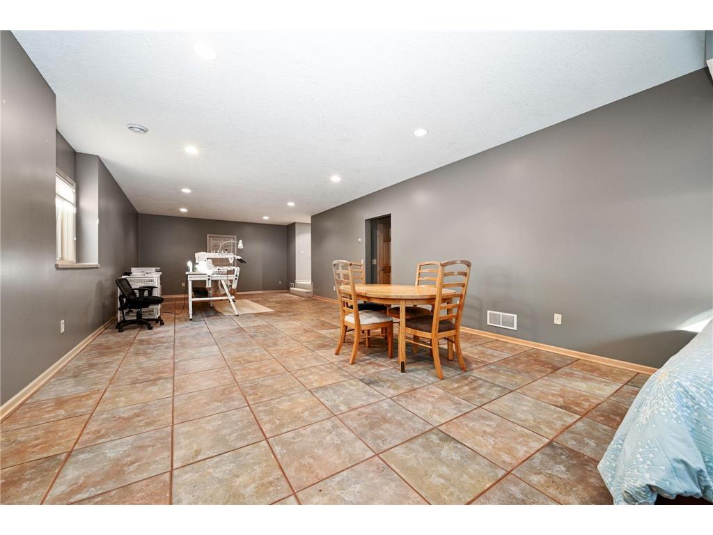 14802 Margaret Place Minnetonka MN 55345 7058182 image24