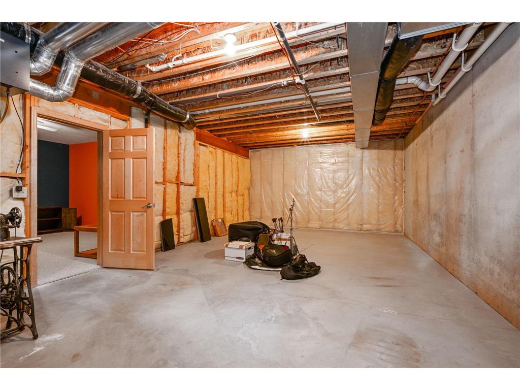 14802 Margaret Place Minnetonka MN 55345 7058182 image28