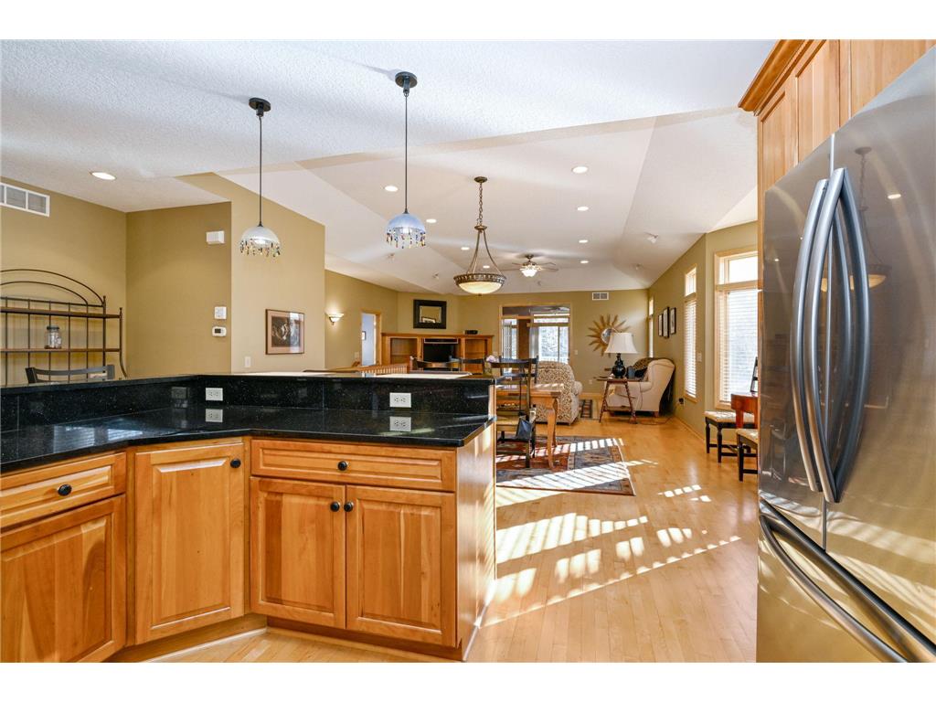 14802 Margaret Place Minnetonka MN 55345 7058182 image4