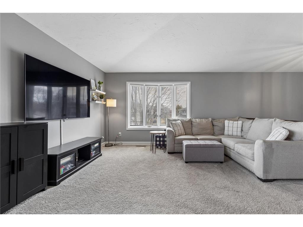 14805 Lower Endicott Way Apple Valley MN 55124 7023219 image11