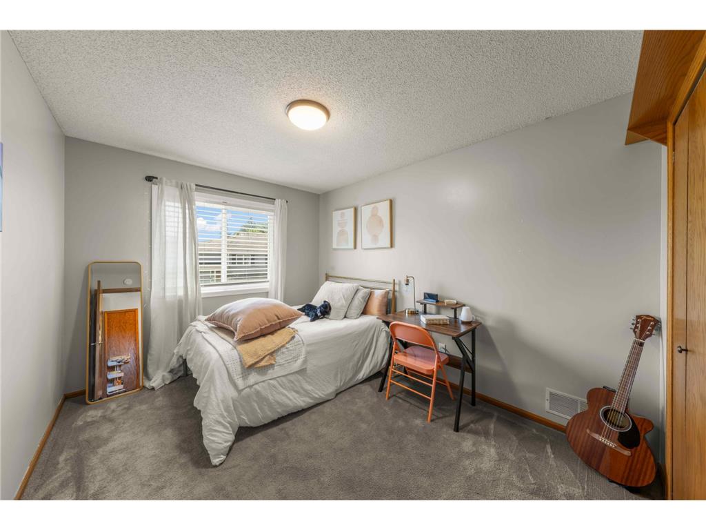 14808 Lower Endicott Way Apple Valley MN 55124 7048777 image17