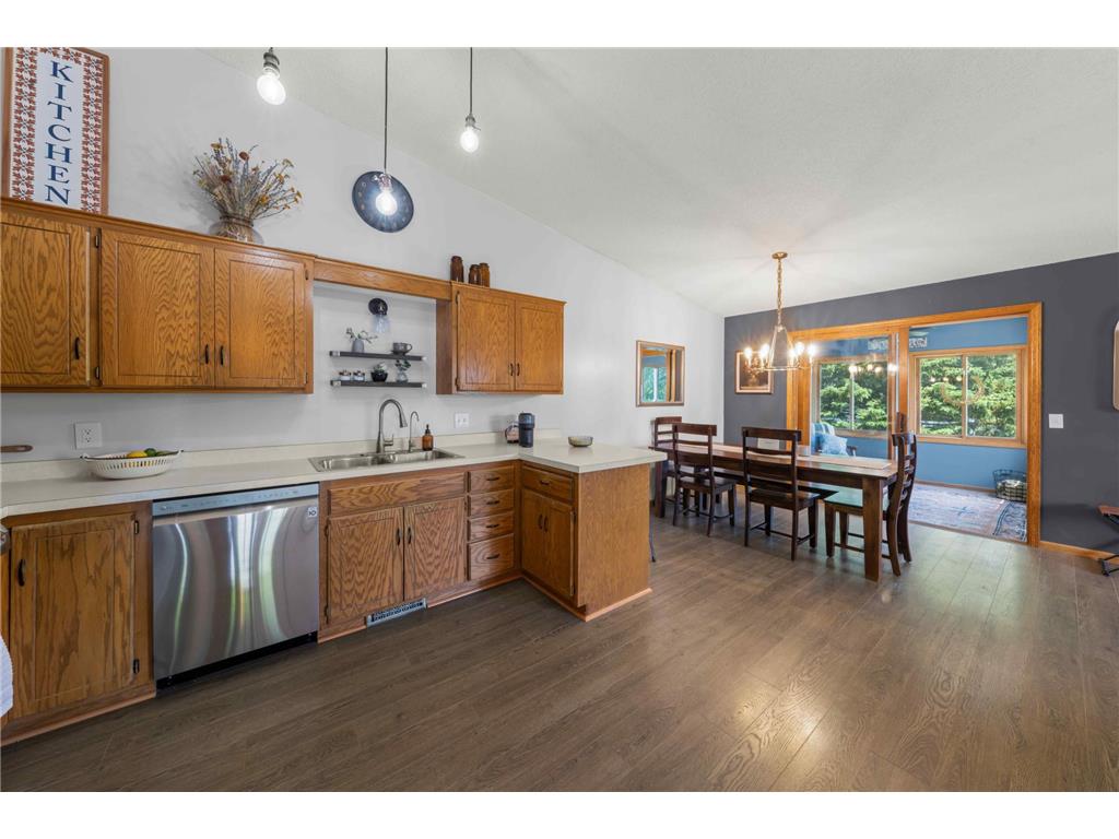 14808 Lower Endicott Way Apple Valley MN 55124 7048777 image9