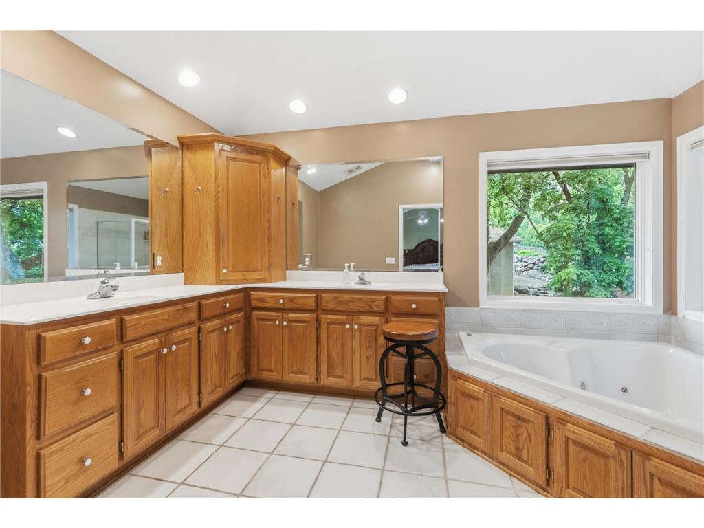 14809 White Oak Drive Burnsville MN 55337 7029414 image17
