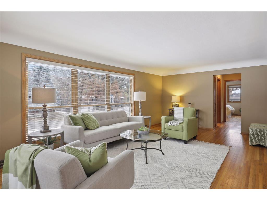 14813 Hillside Lane Burnsville MN 55306 6455149 image1