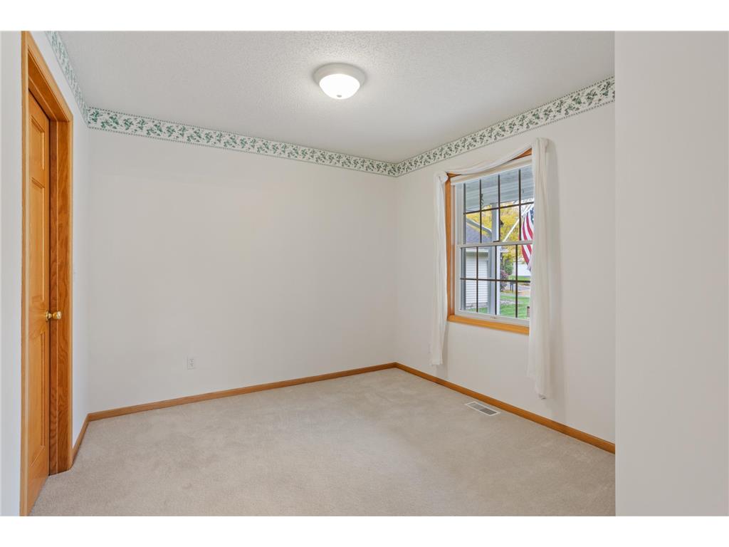 14817 Upper 56th Street N Oak Park Heights MN 55082 6808801 image23