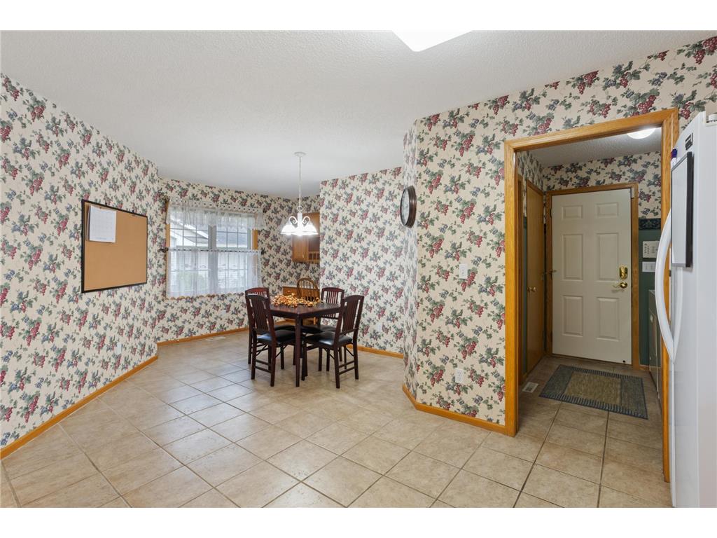 14817 Upper 56th Street N Oak Park Heights MN 55082 6808801 image27