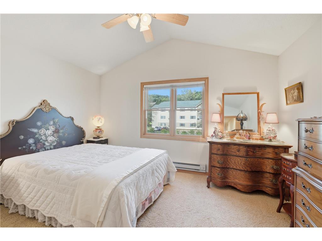 1482 Riverside Drive #1482 River Falls WI 54022 - Kinnickinnic River 6799046 image18