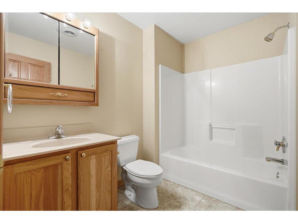 1482 Riverside Drive #1482 River Falls WI 54022 7005689 image30