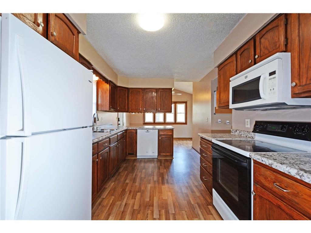 1483 3rd Street E Saint Paul MN 55106 7051968 image8