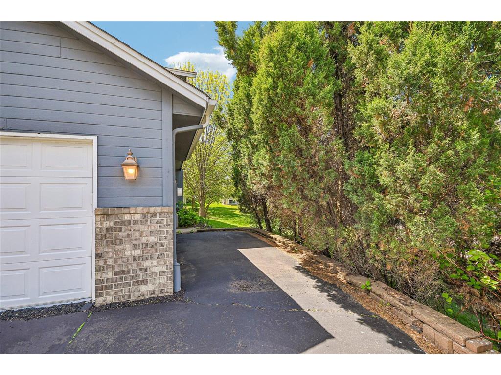14835 39th Avenue N Plymouth MN 55446 7077848 image3