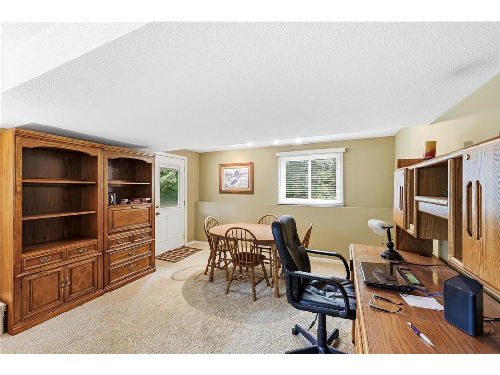 1484 Crest Drive Chaska MN 55318 7079712 image20