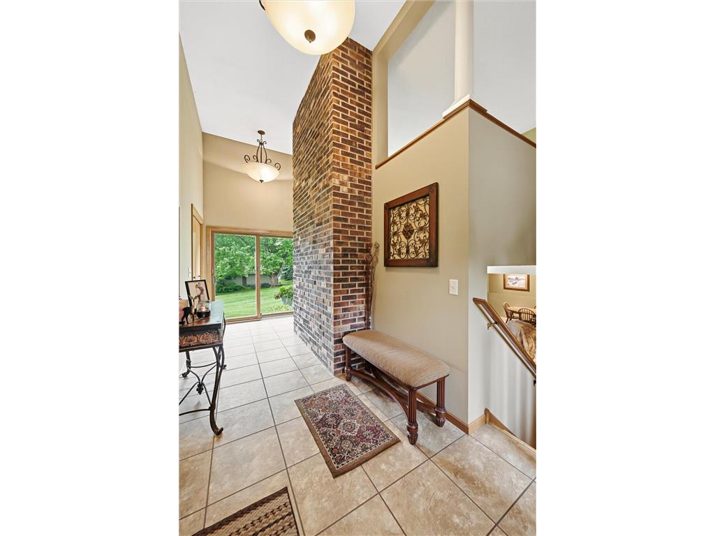 1484 Crest Drive Chaska MN 55318 7079712 image3