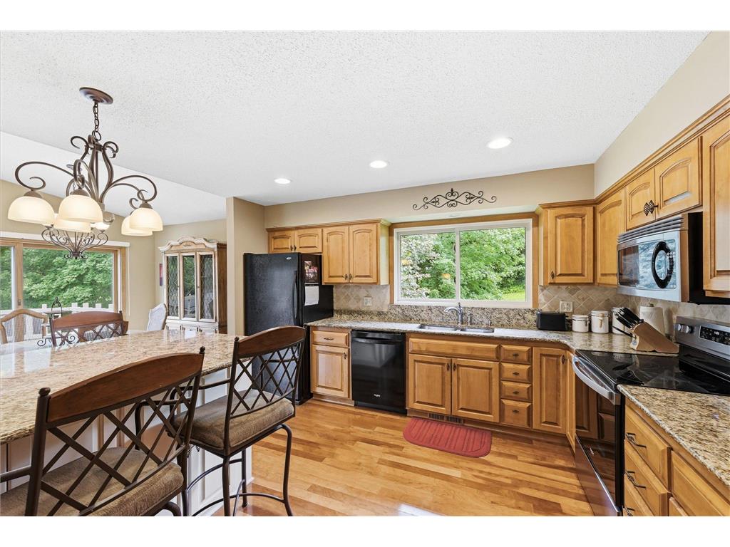 1484 Crest Drive Chaska MN 55318 7079712 image6