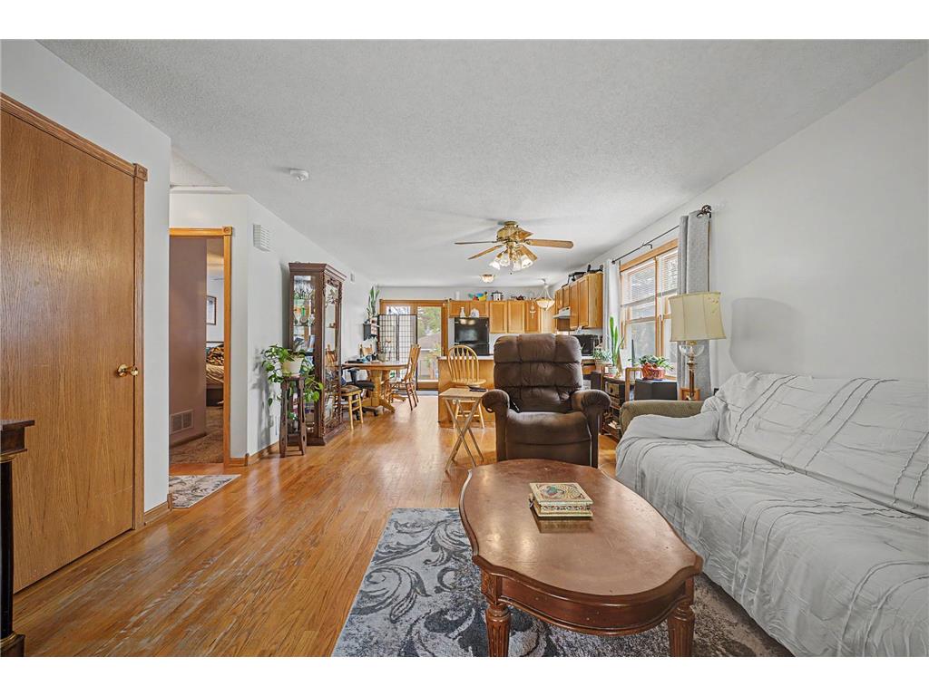1484 Hazelwood Street Saint Paul MN 55106 7066110 image3
