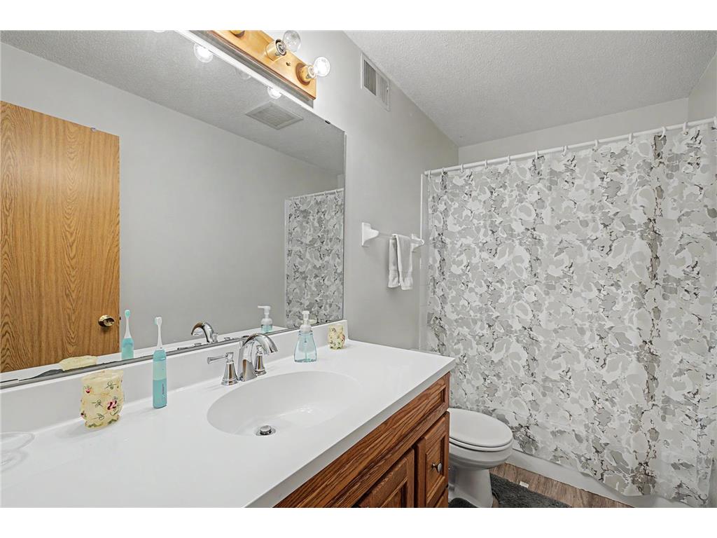 1484 Hazelwood Street Saint Paul MN 55106 7066110 image9