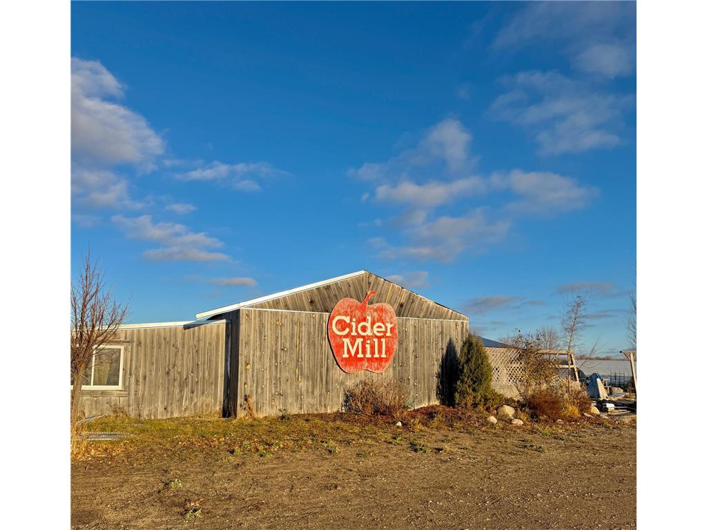 14840 59 Highway NE Rocksbury Twp MN 56701 7070777 image2