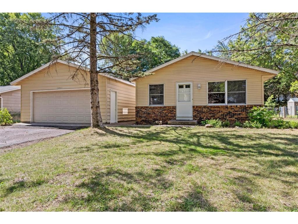 14841 56th Street N, Oak Park Heights, MN, 55082 MLS 6240101 Edina