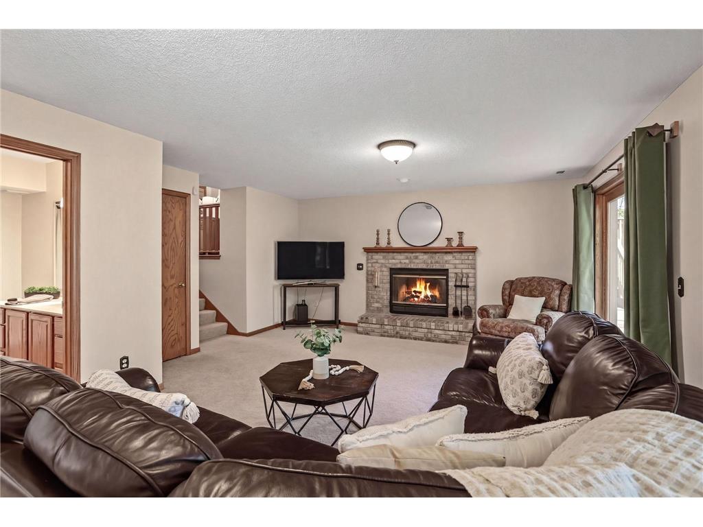 14856 River Crossing Savage MN 55378 7004480 image22