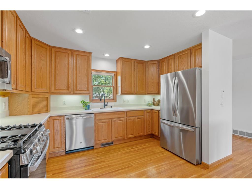 14858 Oakland Beach Avenue SE Prior Lake MN 55372 - Lower Prior 6771800 image11