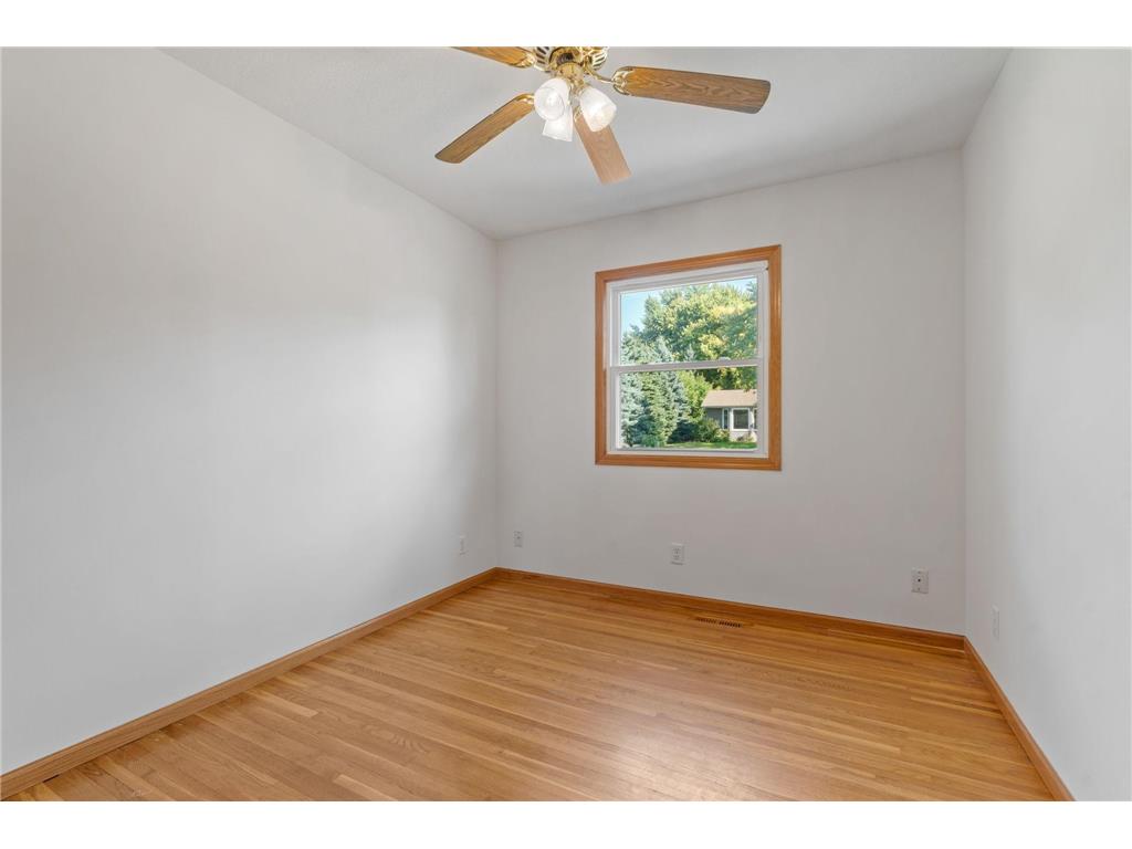 14858 Oakland Beach Avenue SE Prior Lake MN 55372 - Lower Prior 6771800 image24