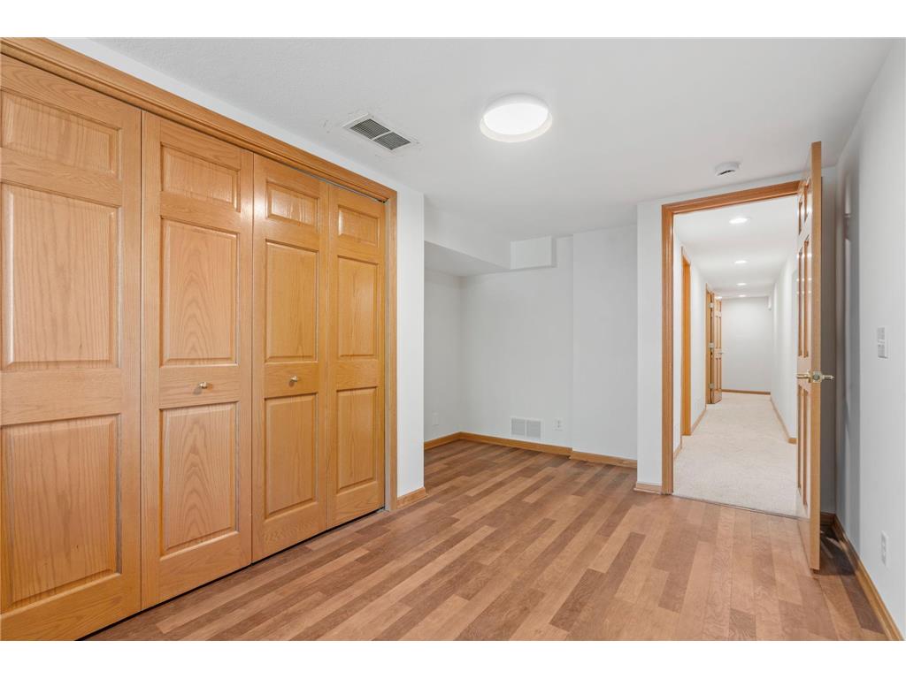 14858 Oakland Beach Avenue SE Prior Lake MN 55372 - Lower Prior 6771800 image34