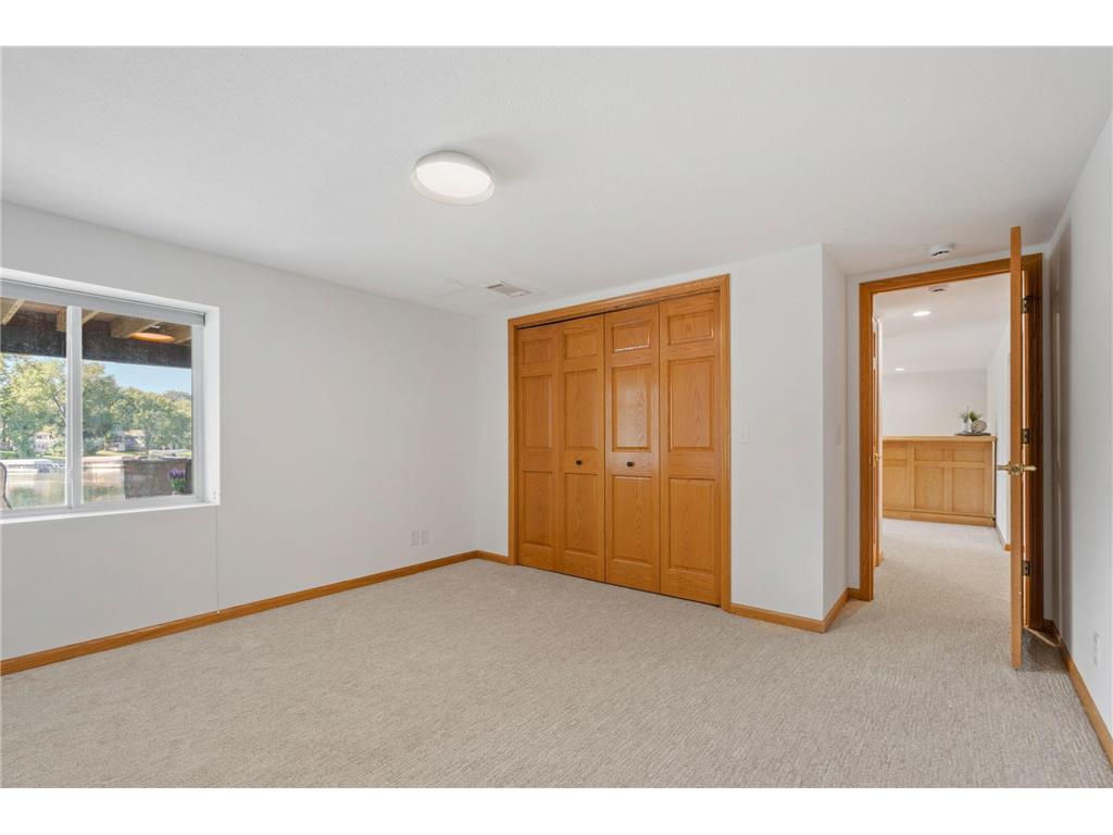 14858 Oakland Beach Avenue SE Prior Lake MN 55372 - Lower Prior 6771800 image36