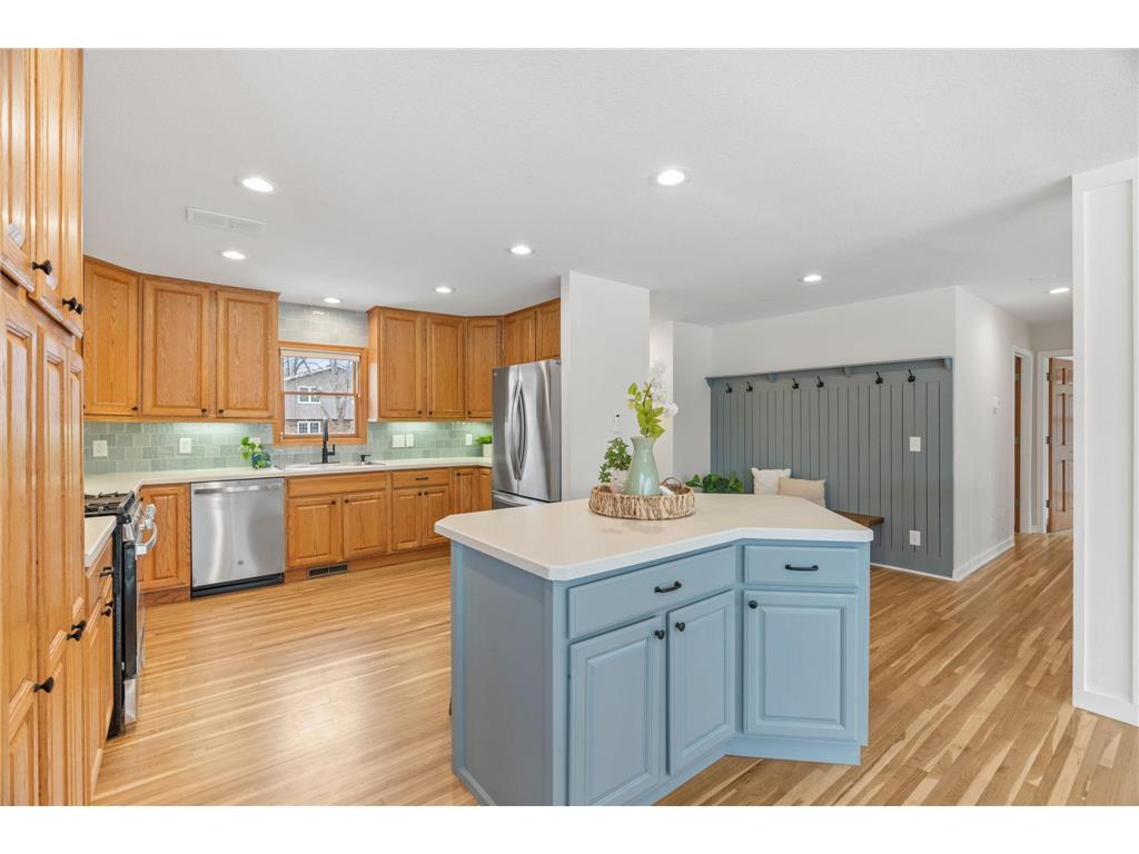 14858 Oakland Beach Avenue SE Prior Lake MN 55372 - Lower Prior 7022124 image7