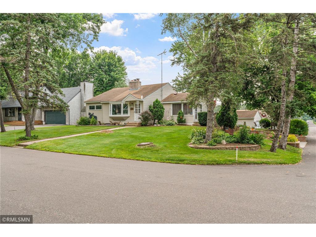 1486 Sandhurst Avenue E Maplewood MN 55109 6574163 image1