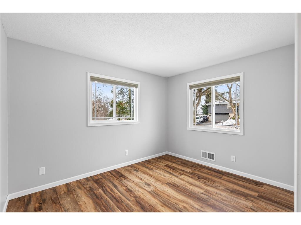 14860 Upper 55th Street N Oak Park Heights MN 55082 7000988 image14