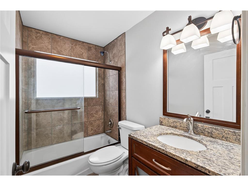 14860 Upper 55th Street N Oak Park Heights MN 55082 7000988 image15