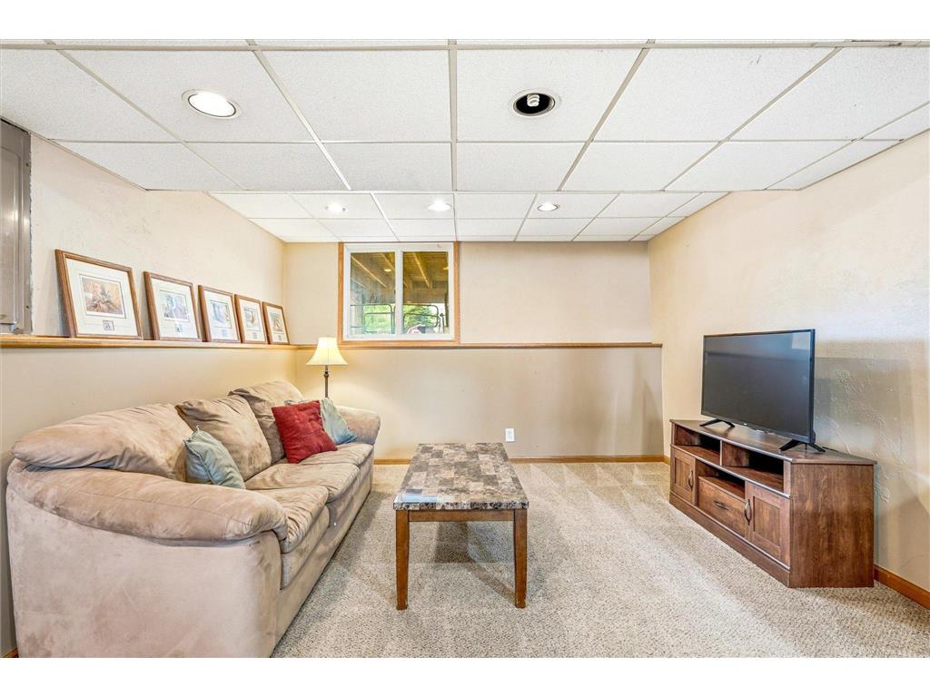 1487 Meadow Lane Maple Plain MN 55359 7036785 image25