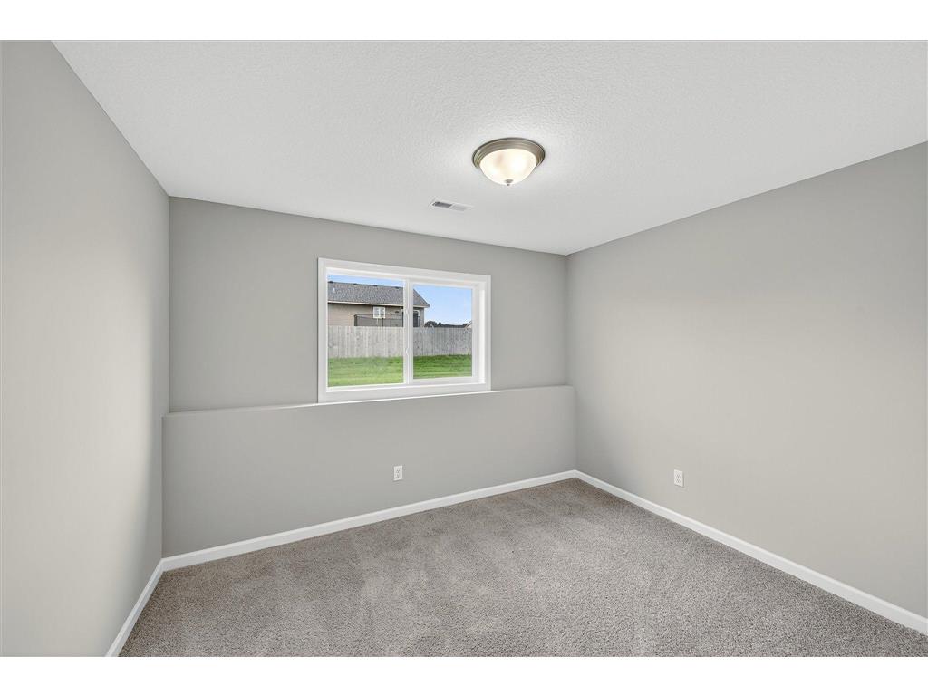 1487 Otter Way New Richmond WI 54017 7004773 image26