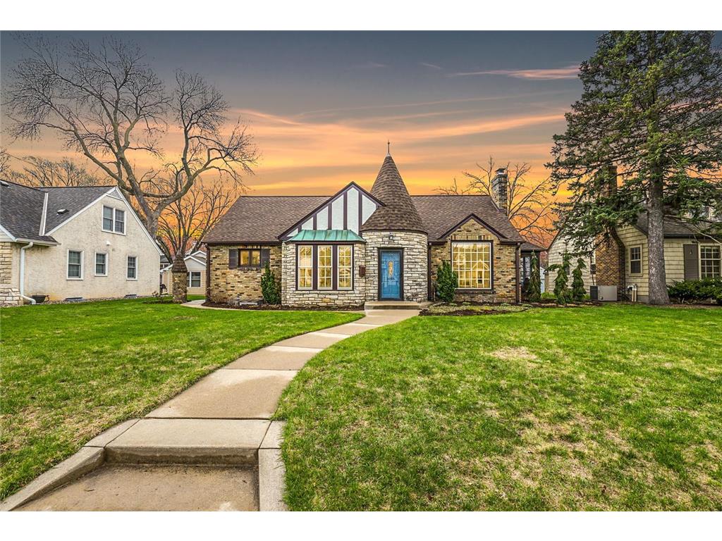 1488 Iowa Avenue W, Falcon Heights, MN, 55108 MLS 6365647 Edina Realty